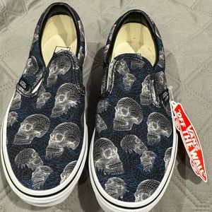 Vans slip on sneakers new with tags